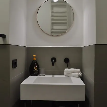 Casa Di Luca Andrea バーリ